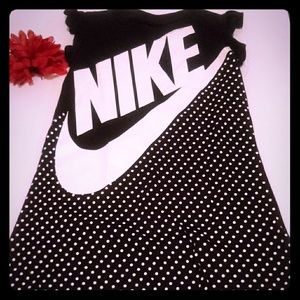 Nike Black top (girl)